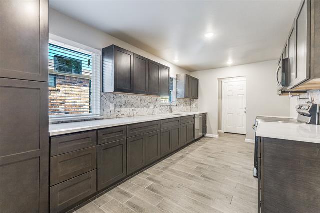 Building Photo - 2386 Chart Dr