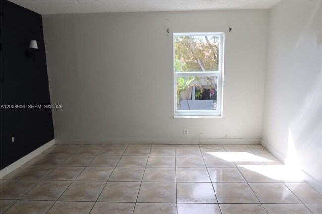 Photo - 1725 W 60th St Unit F330