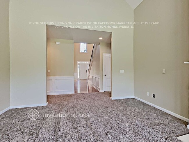 Photo - 100 Tudor Way