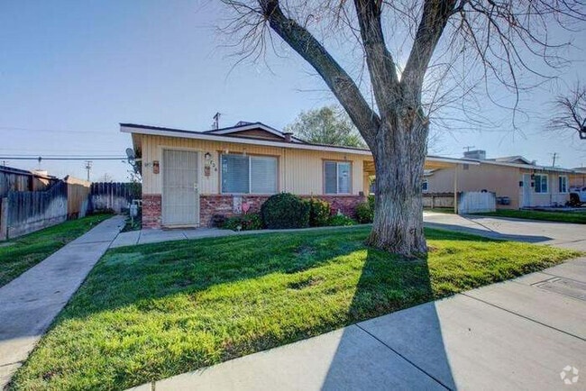 Building Photo - 726 Nevada Ave Rental