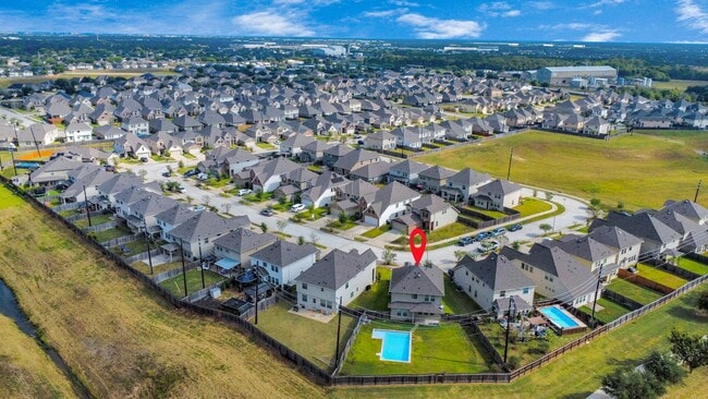 Photo - 2931 Palm Oaks Trail