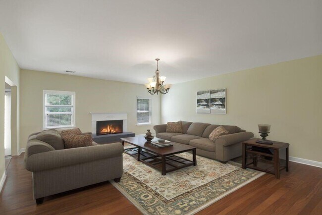 Photo - 5296 Lexmark Cir