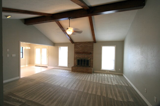 Photo - Great 3/2 CS Home in Raintree