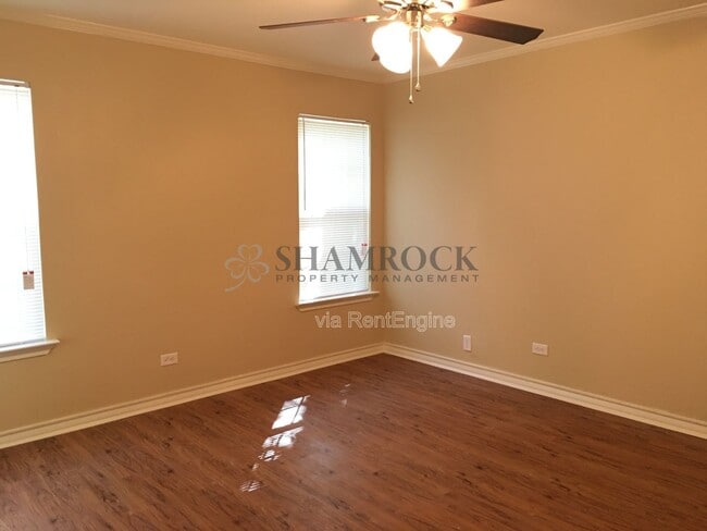 Photo - 3908 Leland Ave