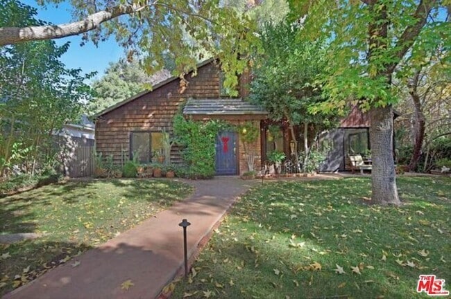 Building Photo - 1441 Bonnell Dr Rental