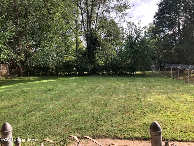 11408 Center Hill Ct