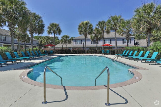 Building Photo - Congaree Villas