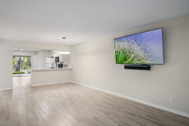 Photo - 3930 Leeward Passage Ct Unit #103