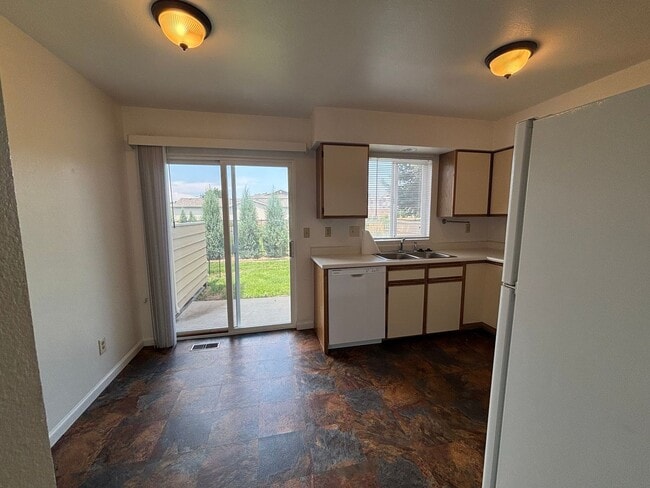 Photo - 133 W 47th Pl Unit 133