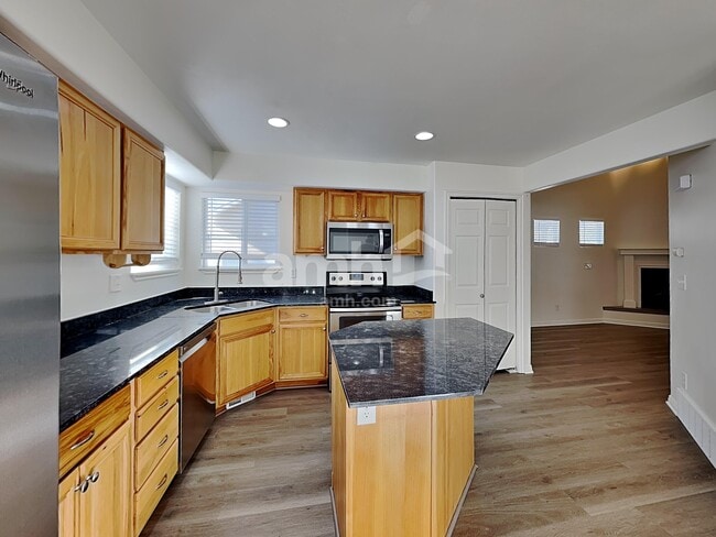 Photo - 6828 Denby Dale Rd