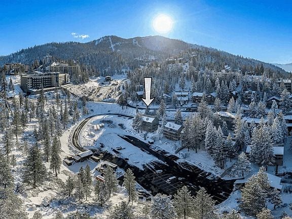 Photo - 360 Galaxy Ln