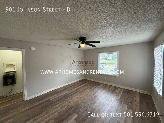 Photo - 901 Johnson St Unidad B