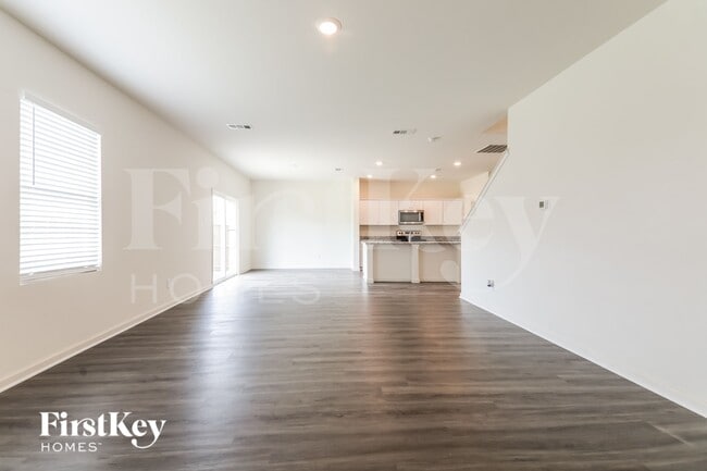 Photo - 1822 Sandlin Dr