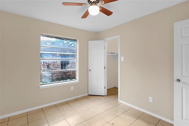 Photo - 1711 Justin Lyn St