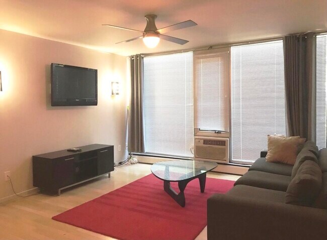 Photo - 1531 Packard St Unit #6