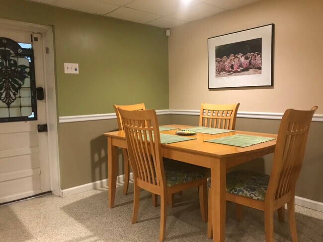 Dining area - 128 Woodmont Blvd Unidad 128B