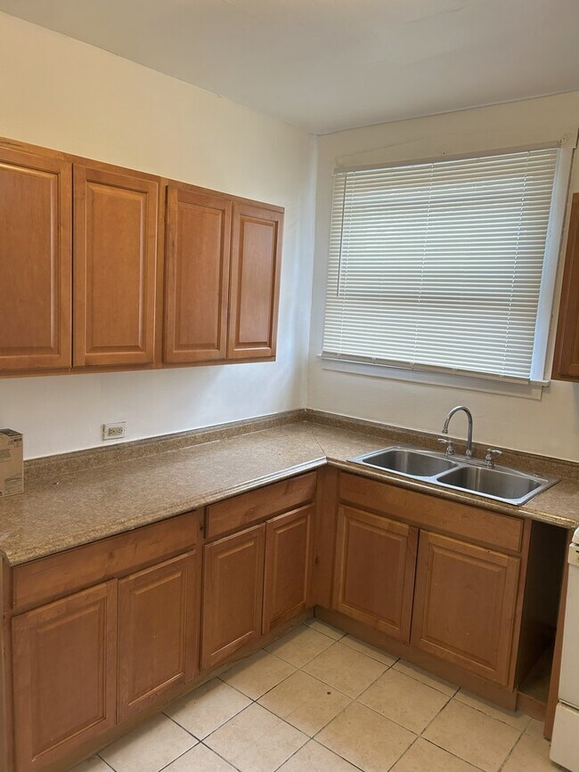 Photo - 8758 S May St Unit 2S