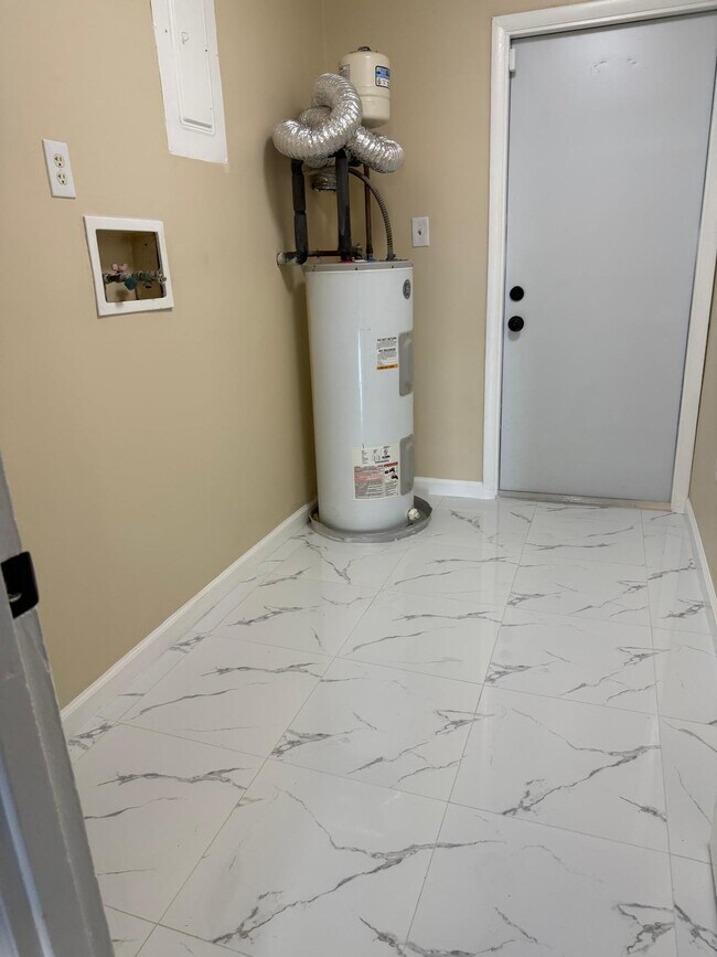 Photo - 2809 Jefferson Pky