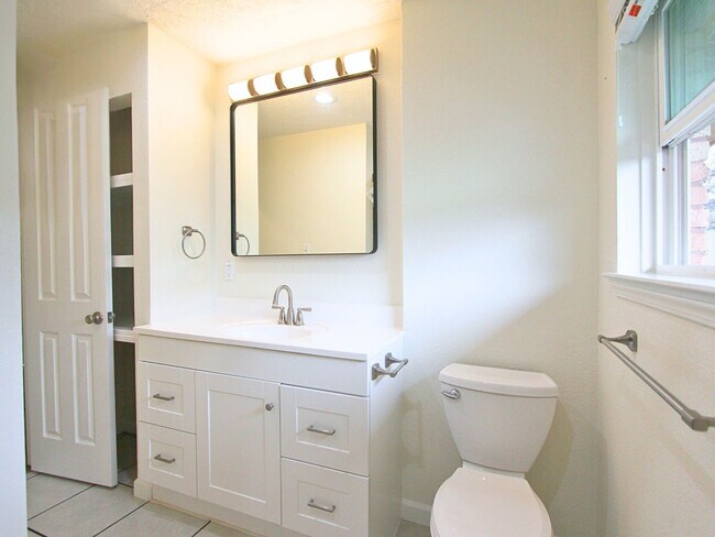 Photo - 3810 Bonita Ln