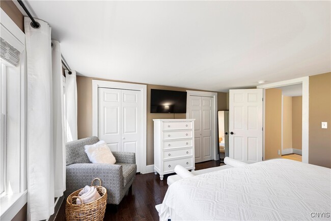 Photo - 4373 Jordan Rd