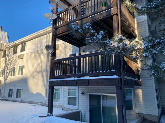 Photo - 17493 E Mansfield Ave Unidad 1221L