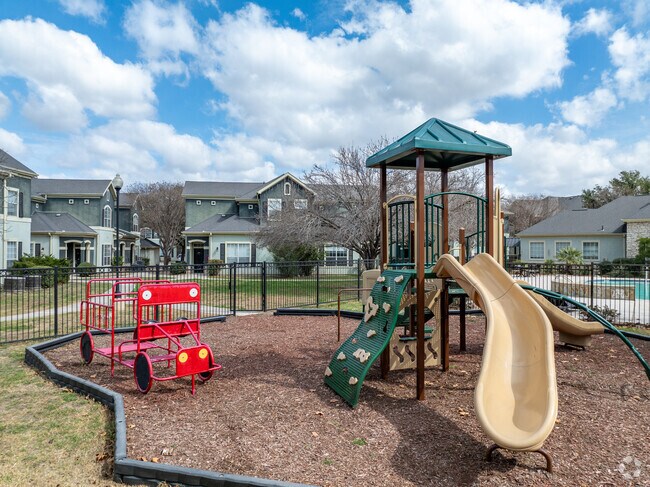 Patio de juegos - Villas at Willow Springs