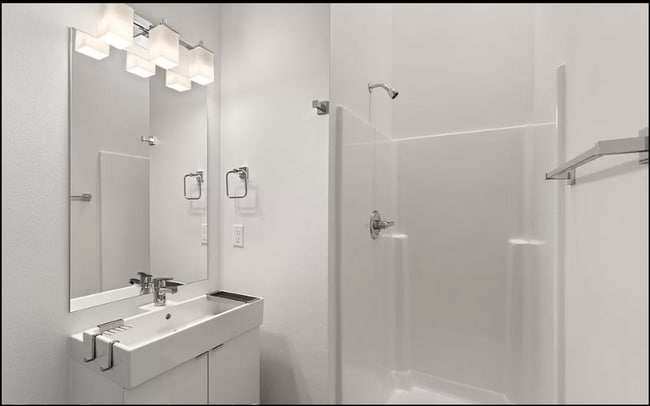 Photo - MF 16 - N. Sumner