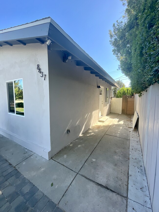 Building Photo - 8437 Nevada Ave Rental