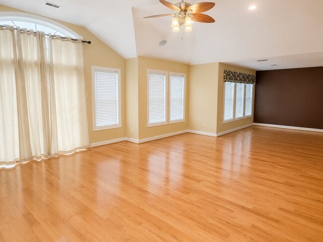 Building Photo - 109 W Tateway Rd