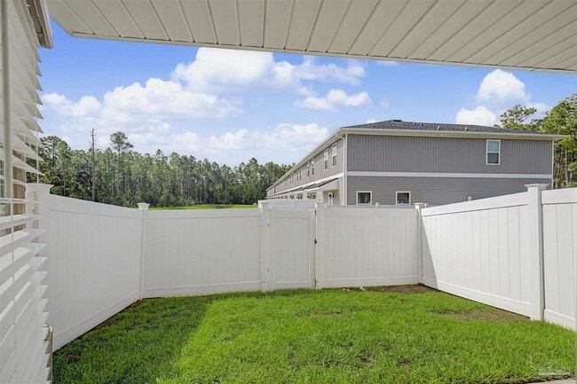 9055 Golden Eye Dr