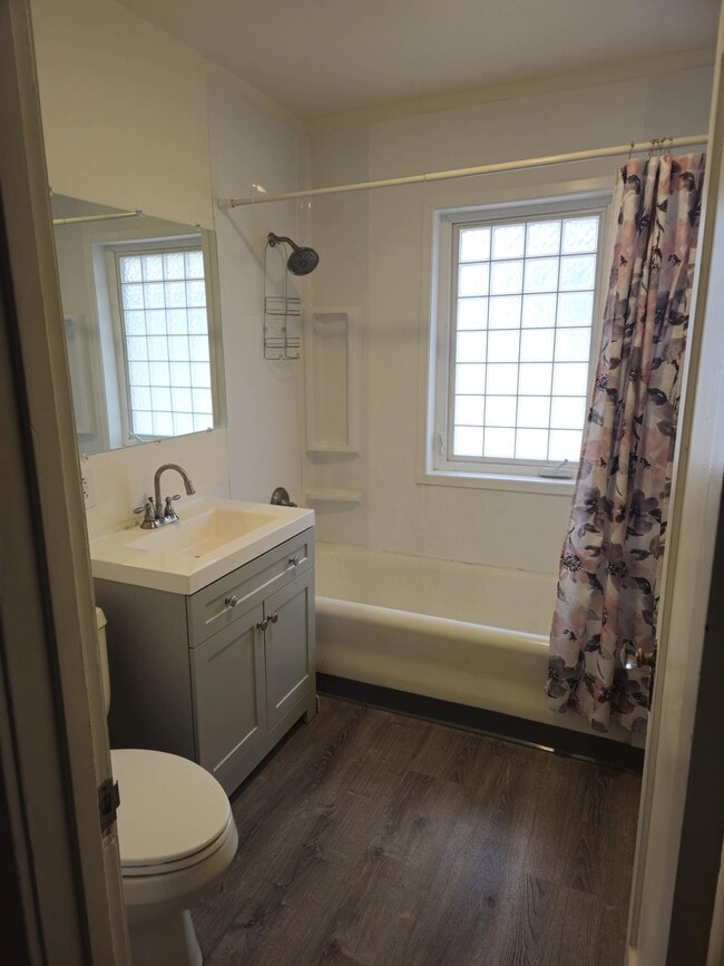 Photo - 1104 5th Ave S