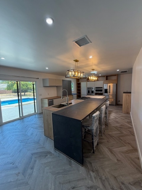 Cocina - 2400 Greenfield Ave Unidad Main Home