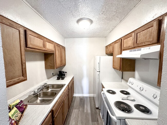 Photo - The Residences at Glen Oaks