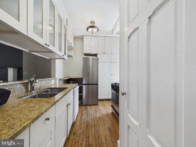 Photo - 2220 Delancey St Unit 3F