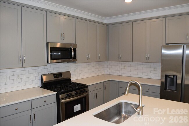 Photo - 4011 Rothwood Ln