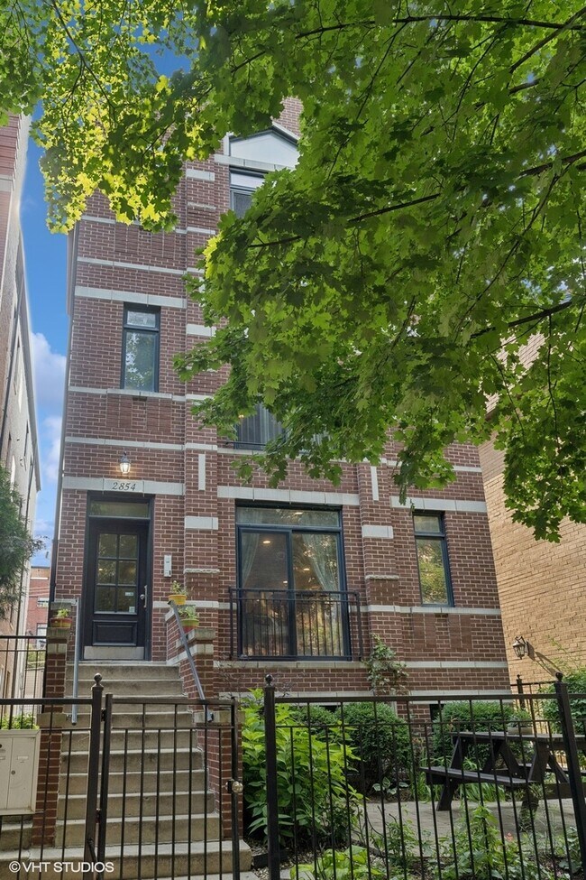 Photo - 2854 N Burling St Condo Unit 2