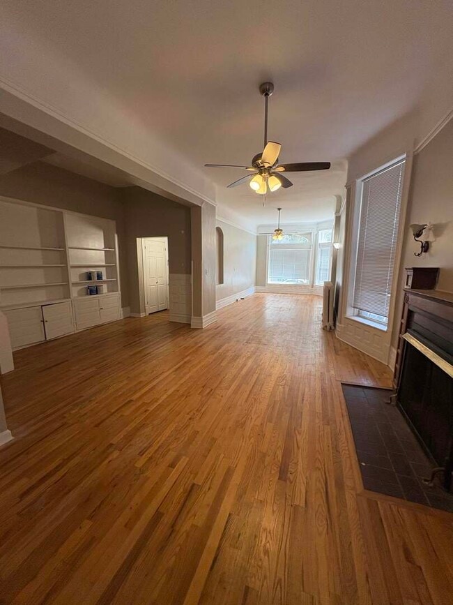 Photo - 5136 S Blackstone Ave Unit 1F