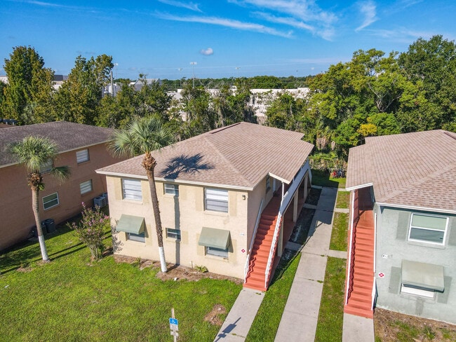 Photo - 714 Michigan Ct