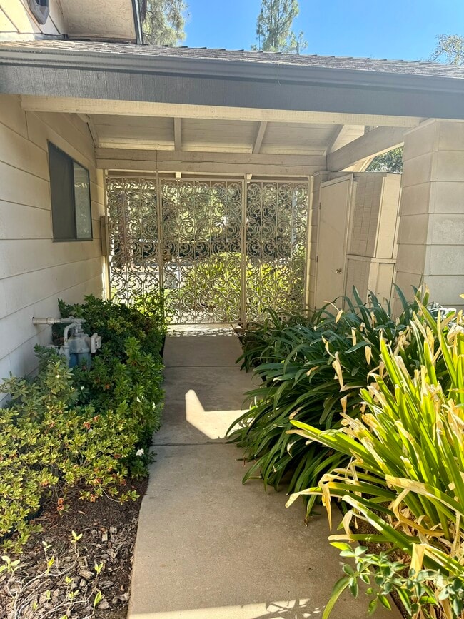 Photo - 3650 W Beechwood Ave