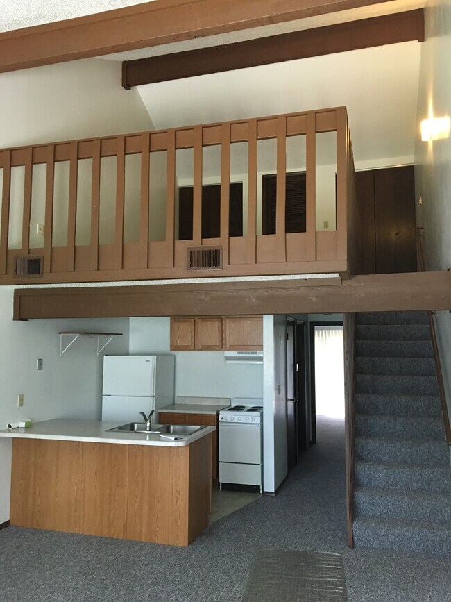 803 Village Dr Apartments Glen Carbon, IL