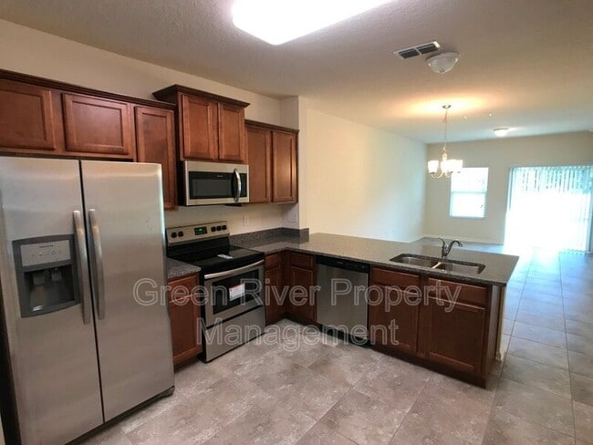Photo - 617 Servia Dr