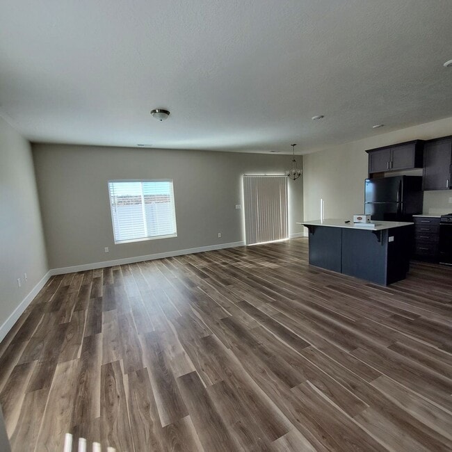 Photo - Welcoming 2 Bed, 2.5 Bath Townhouse