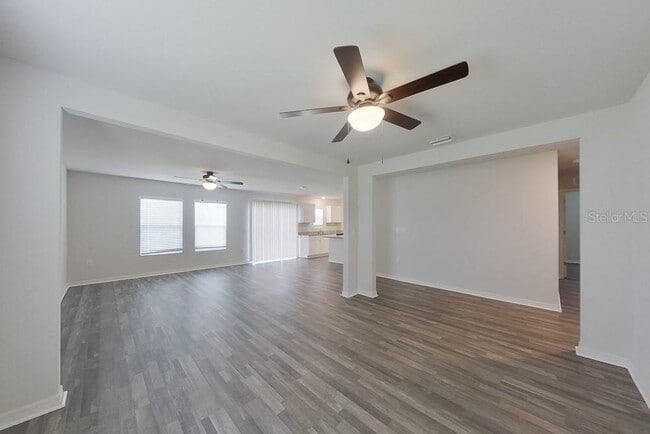 Photo - 1835 Nelson Rd N