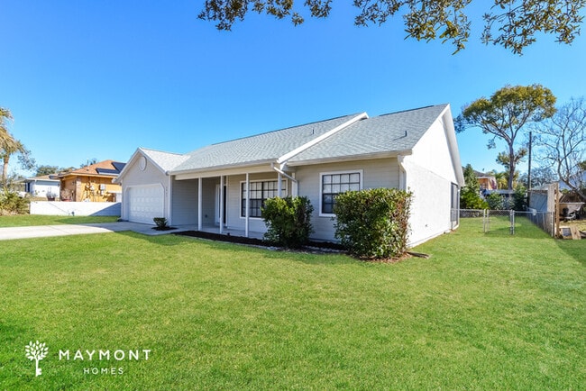 Photo - 2065 E Gloria Dr