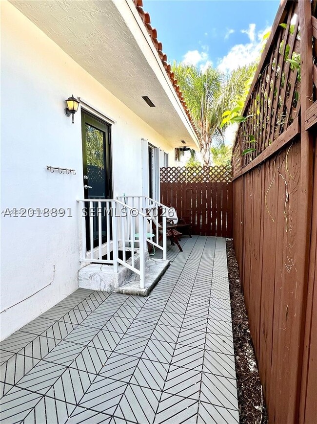 Photo - 1100 SW 88th Ave