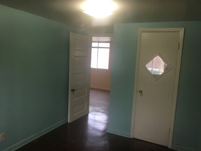 Photo - 151 W 4th Ave Unit 7