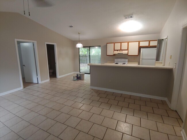 905 Tomahawk Ct