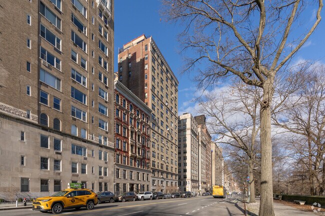 Photo - 327 Central Park W