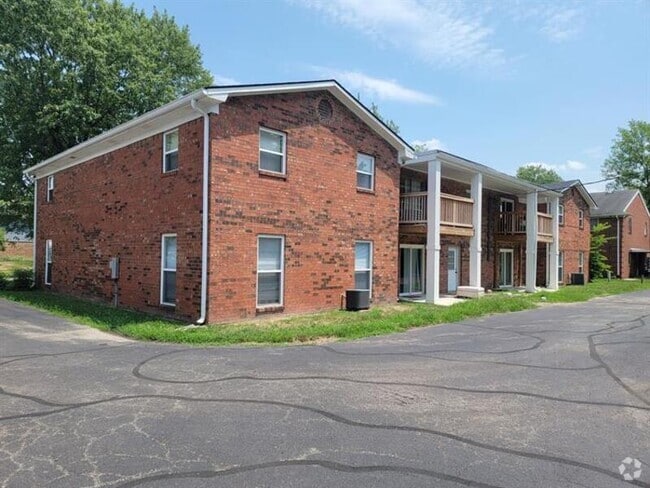 Building Photo - 628 Wooddale Terrace Unit Apt 2005