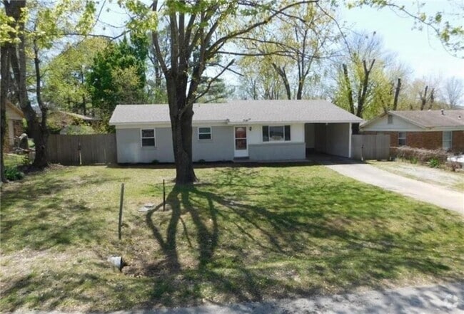 Building Photo - 37 Centerwood St Rental